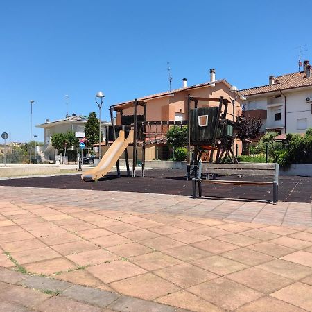 Lillananna Reload Porto SantʼElpidio Exterior foto