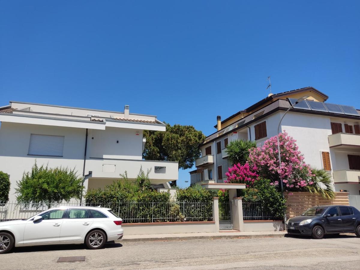 Lillananna Reload Porto SantʼElpidio Exterior foto